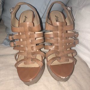 Lucky Brand strappy brown wedges